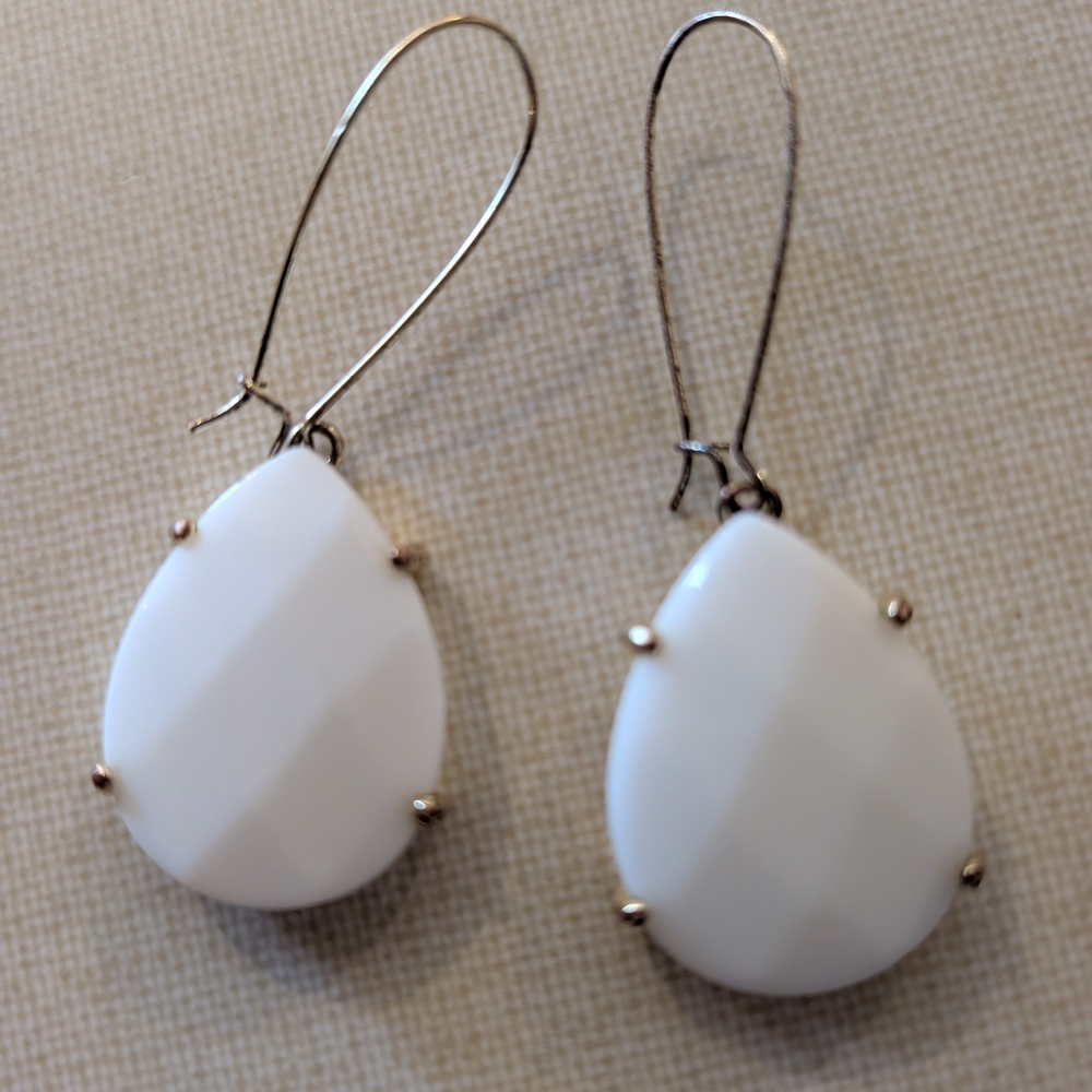 8 Pairs Of Earrings